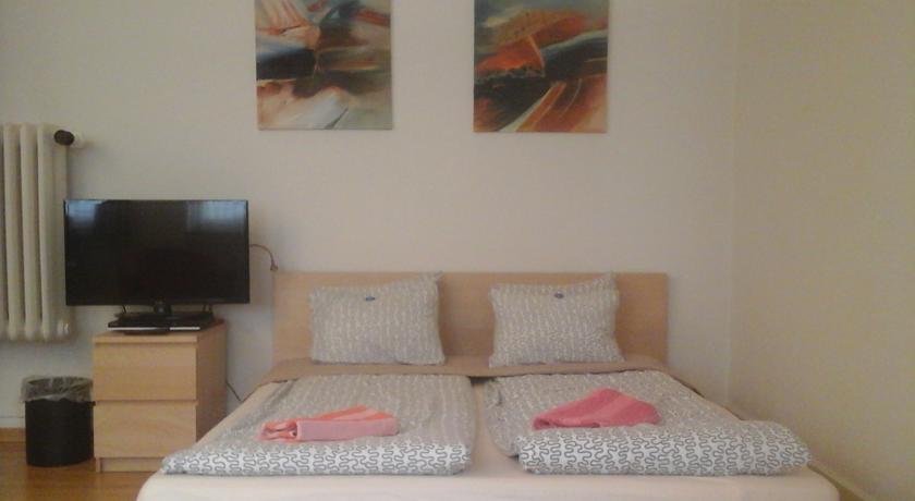 Garden Studio Apartment Zuerichberg Екстериор снимка